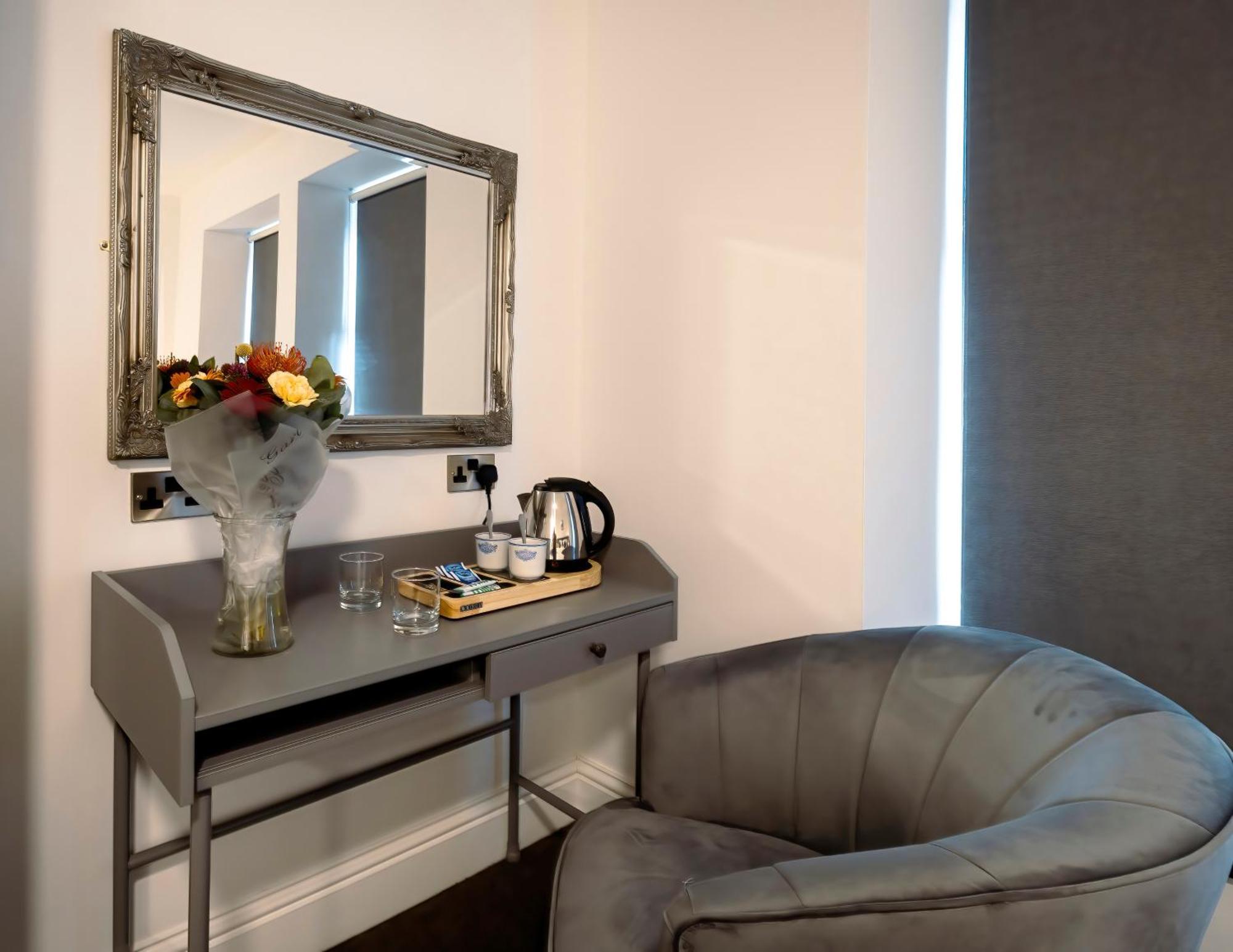 The Friendship Hotel Stocksbridge  Kamer foto